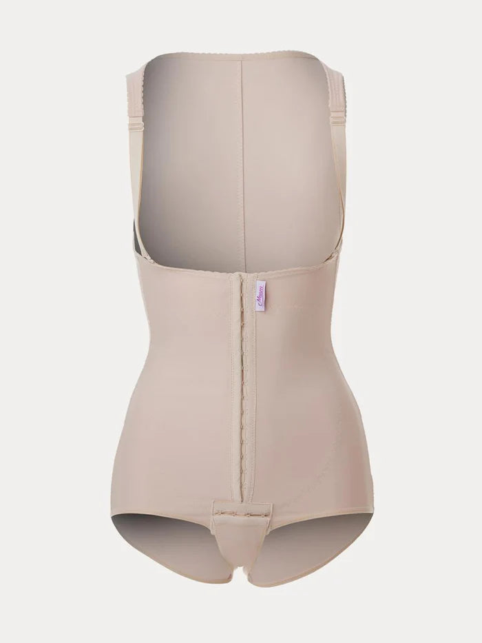 Высокие компрессионные трусы после абдоминопластики